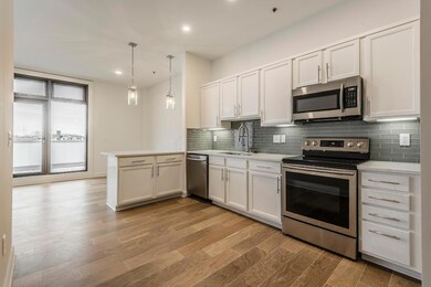 825 N 4th St #406_07