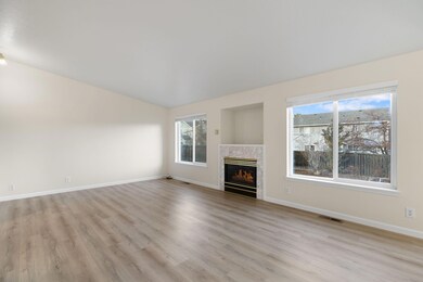 3188 NE Cromwell Ct, Bend, OR 97701 - photo 7