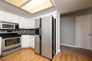 11 Munster Dr, Bella Vista, AR 72715 - photo 5