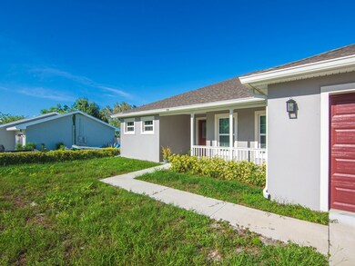 525 Fleming St, Sebastian, FL 32958 - photo 2