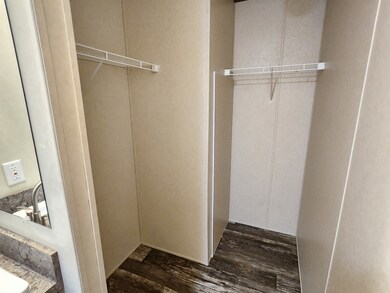 167 Birch unit 167, Highland, MI 48357 - photo 6