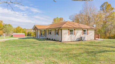 2040 N 1575 W, Deputy, IN 47230 - photo 3