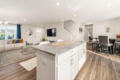 W_4282_Salt_Spring_Ln-018