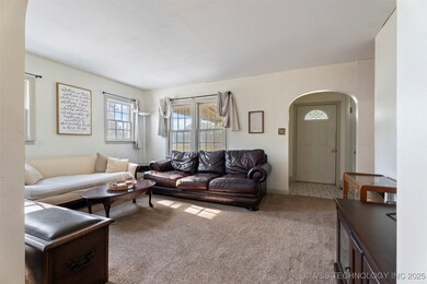 320 W Tahlequah Ave, Vinita, OK 74301 - photo 5