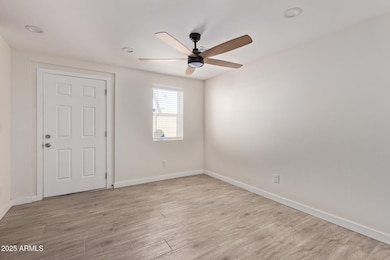 6713 N 56th Ave, Glendale, AZ 85301 - photo 7