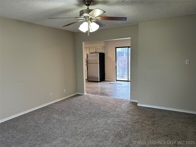 14633 S Xenophon Ave, Glenpool, OK 74033 - photo 2