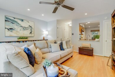 8230 Carrleigh Pkwy unit 84, Springfield, VA 22152 - photo 4