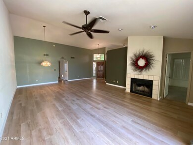 4 family room and dining