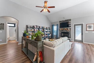 100 E Coker Way, Spring Hill, TN 37174 - photo 7