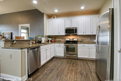 3727 Forsythia, San Antonio, TX 78261 - photo 7