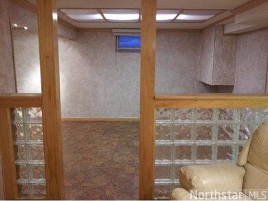 8212 Garfield Ave S, Bloomington, MN 55420 - photo 7