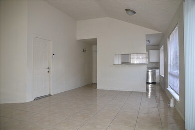 11008 Panicum Ct, Houston, TX 77086 - photo 2