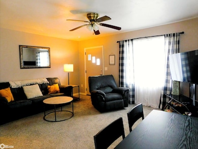 604 E 26th St S, Newton, IA 50208 - photo 3