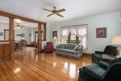 604 E Michigan Ave, Marshall, MI 49068 - photo 3