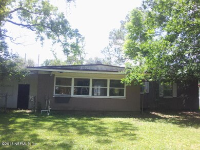 6445 Burgundy Rd S, Jacksonville, FL 32210 - photo 2