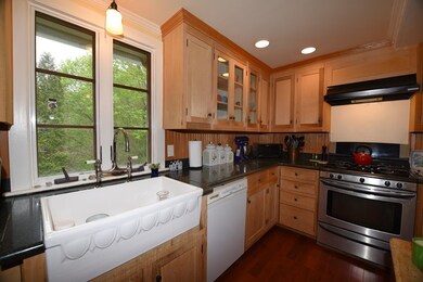 27 Bay View Ave, Plymouth, MA 02360 - photo 5