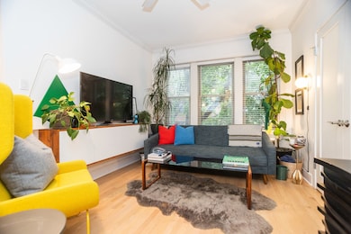 1704 W Catalpa Ave unit 2W, Chicago, IL 60640 - photo 2