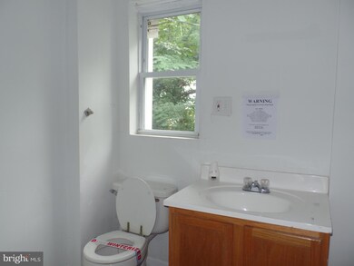 2621 Berwick Ave, Parkville, MD 21234 - photo 6