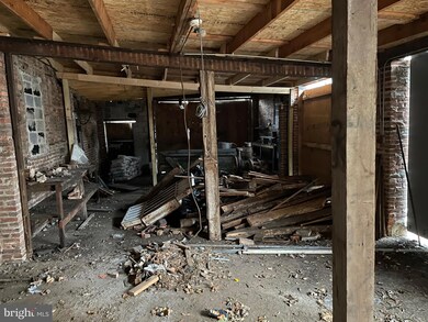 0 Garages Behind 4114 Frederick Ave unit MDBA2071298, Baltimore, MD 21229 - photo 6