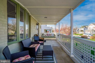 1142 Villanova Ave, Swarthmore, PA 19081 - photo 2