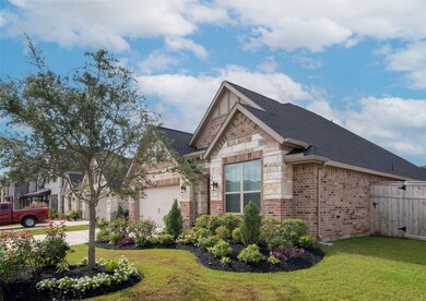 28643 Monarch Cliffs Dr, Fulshear, TX 77441 - photo 2