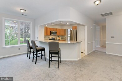 6901 Walnut Hill Dr, Gainesville, VA 20155 - photo 5