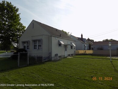 1623 W Barnes Ave, Lansing, MI 48910 - photo 2