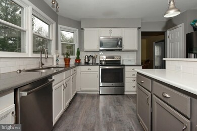 1604 Clearbrook Rd, Lansdale, PA 19446 - photo 6