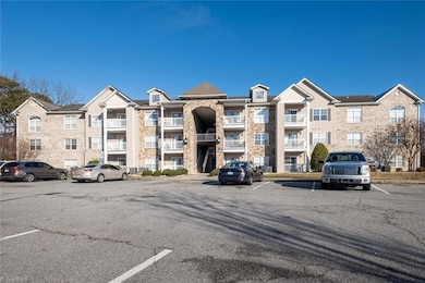 106 W Friendly Ave, Greensboro, NC 27401 - photo 2