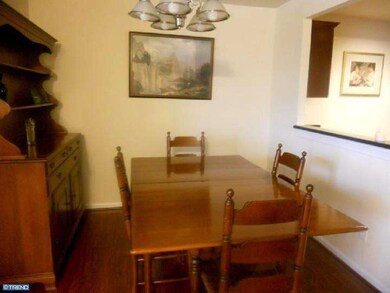 312 Wendover Dr, Norristown, PA 19403 - photo 4