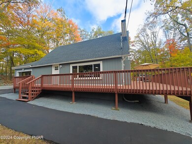 165 Westwood Dr, Dingmans Ferry, PA 18328 - photo 4