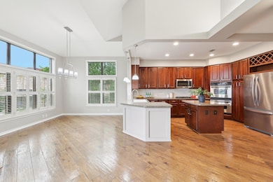Kitchen with a healthy amount of sunlight, backsp