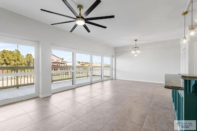 918 Tarpon Ave unit 18, Port Isabel, TX 78578 - photo 5