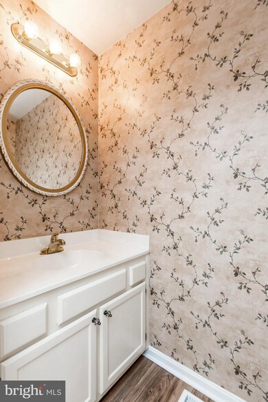 15128 Callohan Ct, Silver Spring, MD 20906 - photo 4