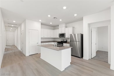 2721 Avril Point St, Las Vegas, NV 89156 - photo 4