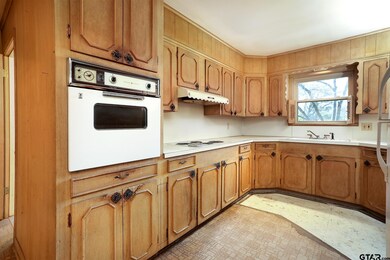 821 821 Haden, Tyler, TX 75701 - photo 4