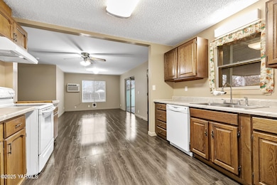 503 N Chestnut St, Toppenish, WA 98948 - photo 7