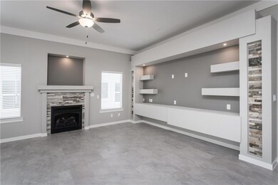 908 Muffleson St, Horizon City, TX 79928 - photo 3