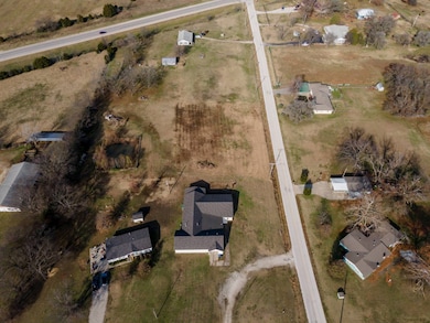 3597 County Road 1675, Coffeyville, KS 67337 - photo 5