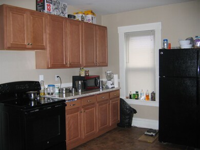 59 Kinsley St unit 61, Nashua, NH 03060 - photo 4