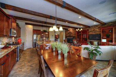009_KitchenDining