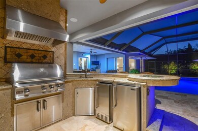 FULL OUTDOOR KITCHEN