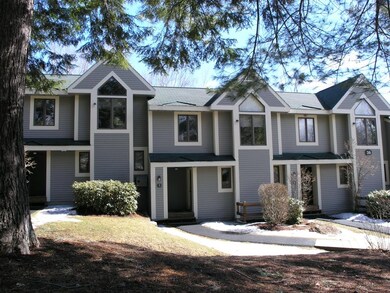 26 Woodsview Ln unit 3, Lincoln, NH 03251 - photo 2