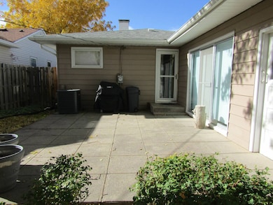 343 W 7th St, Chadron, NE 69337 - photo 4