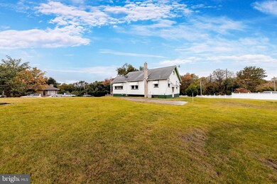 143 Thompson Ave, Gibbstown, NJ 08027 - photo 5