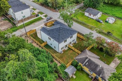 9523 Willow St unit B, Houston, TX 77088 - photo 7