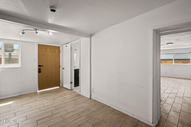 2805 Grant Ave unit B, El Paso, TX 79930 - photo 7