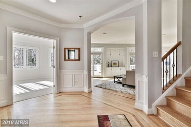 854 Shady Dr SE, Vienna, VA 22180 - photo 5