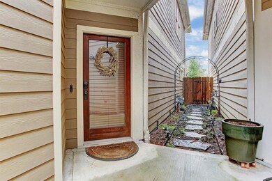 708 E 20th St, Houston, TX 77008 - photo 2