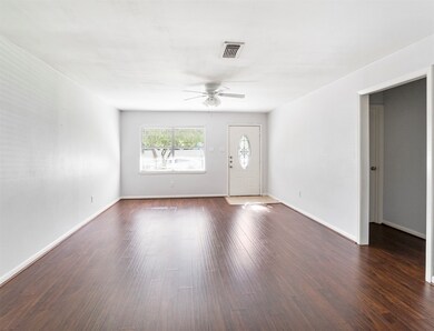 5713 Elysian St, Houston, TX 77009 - photo 6